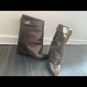 Givenchy Shark Boots size 38.5